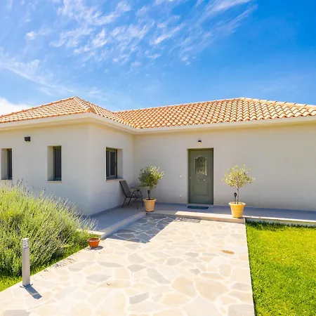 فيلة Tania Ena *